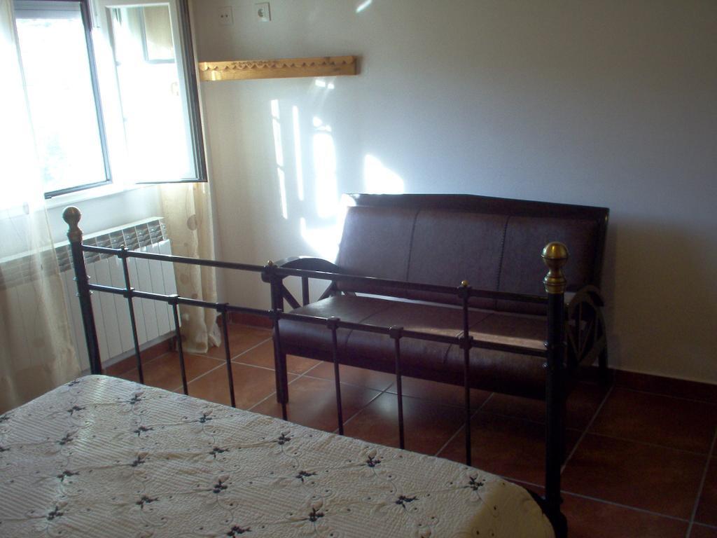 Apartamento El Dragon Serrano Sotoserrano 外观 照片